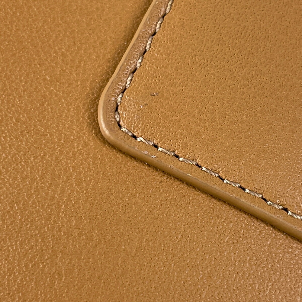 Loewe Amazona Clutch Shoulder Bag Accessory Leather Brown - Picture 5 of 7